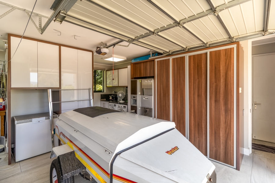 4 Bedroom Property for Sale in Pearl Valley at Val de Vie Western Cape